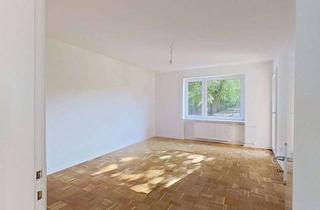 Wohnung mieten in Richthofenstraße 10, 24768 Rendsburg, Geräumige 3-Zi.-Whg. mit EBK und BALKON