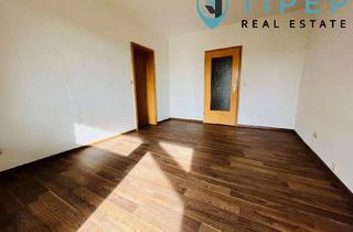 Wohnung mieten in Zum Stockbrunnen 3-5, 04654 Frohburg, Helle 4-Raum-Wohnung mit Balkon & frisch renoviert - Idyllisches Wohnen im grünen Prießnitz!