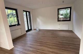 Wohnung mieten in Friedhofstrasse, 48165 Hiltrup, Erstbezug Neubauwohnung mit Garten - 5 Zimmern