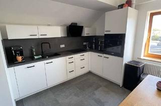 Wohnung mieten in 84453 Mühldorf, Stilvoll sanierte DG-Wohnung im ruhigen 3-Familienhaus inkl. EBK – modern & klimatisiert