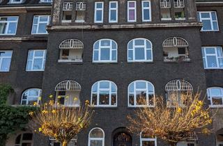 Wohnung mieten in 24105 Blücherplatz, Attraktive 5-Zimmer Wohnung mit Balkon nahe Blücherplatz