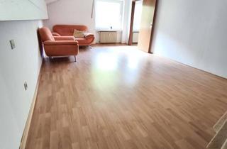 Wohnung mieten in 57518 Betzdorf, 4 ZKB Wohnung (90 qm) mit Balkon und EBK für 980,- € inkl. Strom zu vermieten