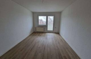Wohnung mieten in Christinenstraße 17, 14772 Hohenstücken, Jetzt aber schnell! Endlich wieder eine 4-Zimmer-Wohnung in Hohenstücken vermietbar!