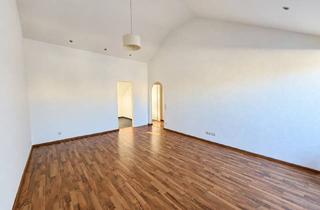 Wohnung mieten in Amselsweg, 70794 Filderstadt, Helle 2-Zimmer-Dachgeschosswohnung | 64 m² | Großer Balkon | Herrlicher Ausblick | Stellplatz