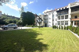 Wohnung mieten in James Von Moltke Straße 13, 02826 Innenstadt, 3-Zimmer | 103 m² kernsanierter Altbau mit Aufzug, Parkplatz & Balkon