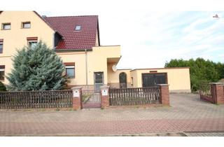 Doppelhaushälfte kaufen in 06449 Aschersleben, Ihr neues Zuhause in Aschersleben: Doppelhaushälfte mit viel Freiraum & Garage!