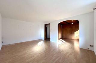 Wohnung kaufen in 73779 Deizisau, 3,5-Zimmer Wohnung im Zentrum von Deizisau mit Einbauküche, Balkon und großzügigen Stauflächen