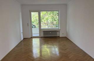 Wohnung mieten in Uerdinger Str. 16, 40474 Golzheim, Direkt am Rhein! Helle 3-Zimmer-Wohnung mit großer Sonnenloggia und Blick ins Grüne.