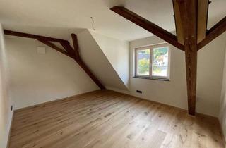 Wohnung mieten in Berggasse, 88481 Balzheim, 4-Zimmer-DG-Wohnung mit Balkon, Einbauküche & Smart Home