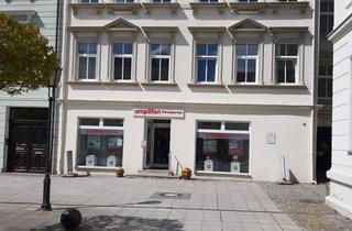Wohnung mieten in Markt, 08451 Crimmitschau, 3-Raum-DG-Wohnung mit Einbauküche im Zentrum von Crimmitschau