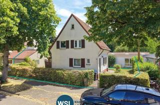 Haus kaufen in 73240 Wendlingen, Für kleine Familien & Paare: Freistehendes 50er-Jahre-Haus mit viel Potenzial. Ideal für Renovierer!