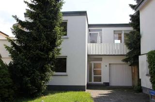 Einfamilienhaus kaufen in 61440 Oberursel, Familienfreundlich wohnen in Oberstedten: Einfamilienhaus mit Garten und Perspektive