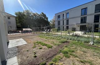 Wohnung kaufen in 79115 Freiburg, 3 Zimmer mit Gartenanteil