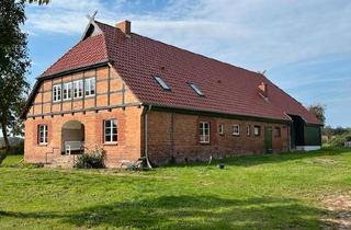 Haus kaufen in 17209 Stuer, Eldetal - Resthof mit 2 Ha Grundstück zwischen Hamburg und Berlin Reiterhof