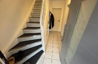 Haus kaufen in 44359 Dortmund, Dortmund - Modernisiertes Reihenmittelhaus in Nette,Heizung und Elektrik neu