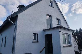 Einfamilienhaus kaufen in 56271 Kleinmaischeid, Kleinmaischeid - Modernes Einfamilienhaus
