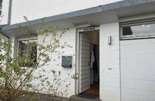 Wohnung kaufen in 52072 Aachen, Aachen - Eigentumswohnung mit Hauscharakter in Laurensberg
