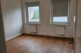 Wohnung kaufen in 06571 Roßleben, Roßleben-Wiehe - 2-Zimmer-Eigentumswohnung in Roßleben zu verkaufen