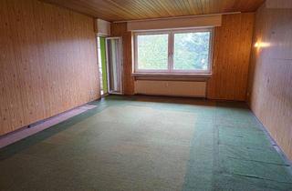 Wohnung kaufen in 47918 Tönisvorst, Viel Raum für Ihre Ideen – 4-Zimmer-Wohnung mit Gestaltungspotenzial in Vorst