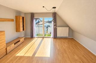 Wohnung kaufen in 65719 Hofheim am Taunus, Besondere Maisonette mit Spitzboden, Balkon & Garten ☀️