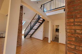 Wohnung mieten in Baurat-Gerber-Straße 18, 37073 Göttingen, Ostviertel-Bestlage! Großzügiges Maisonette Dachstudio mit Dachterrasse, Nähe Theater, BG DG re