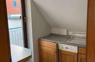 Wohnung mieten in Amtsgasse, 04600 Altenburg, Charmante 2-Raum-Wohnung mit Balkon, Einbauküche und großer Eckbadewanne in Marktnähe