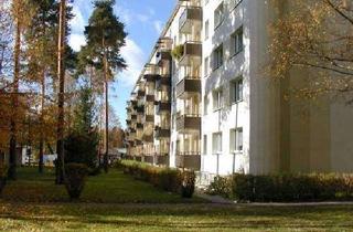 Wohnung mieten in Erich-Weinert-Straße 22, 07629 Hermsdorf, Die Günstige! 3-Raum-Wohnung mit Balkon in zentraler Lage.