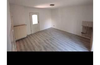 Wohnung mieten in Steinmühle, 36287 Breitenbach, Alltagstaugliche 4-Zimmer-Wohnung in Breitenbach am Herzberg