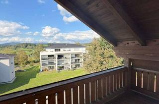 Wohnung mieten in 94209 Regen, Große drei Zimmer Wohnung 77m² mit Balkon in Regen