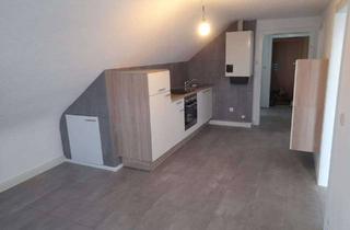Wohnung mieten in Zeller Str., 97456 Dittelbrunn, modernisierte 2,5-Zimmer-DG-Wohnung mit Einbauküche in Dittelbrunn