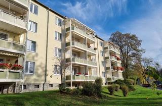 Wohnung mieten in Ringstraße 10 a, 09350 Lichtenstein, Schöne und *SANIERTE 3-Raumwohnung* mit Balkon