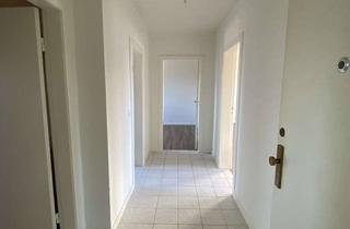 Wohnung mieten in 21502 Geesthacht, drei Zimmerwohnung im 1.OG mit Einbauküche und Balkon