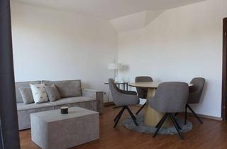 Wohnung mieten in Neuhäuser Str. 69c, 33102 Paderborn, Wohnen mit Charakter: Gepflegte 2-Zimmer-Dachgeschosswohnung in Paderborn