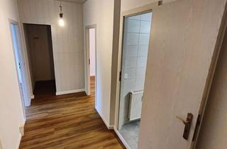 Wohnung mieten in 39326 Wolmirstedt, Komfort fürs Alter auf 3 Zimmern mit Fahrstuhl und barrierearmer Dusche