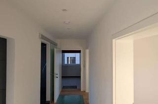 Wohnung mieten in 66271 Kleinblittersdorf, Hochwertig renovierte 2 ZKB Wohnung in Rilchingen- Hanweiler mit Balkon