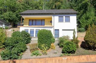 Haus kaufen in Neuer Weg 10, 55756 Herrstein, Über den Dächern Herrsteins: Erhabenes Wohnen mit imposantem Weitblick!