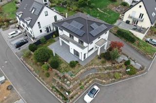 Haus kaufen in Hubertusstraße 30, 51515 Kürten, Kein gewöhnliches Haus. und deshalb auch keine gewöhnliche Anzeige.