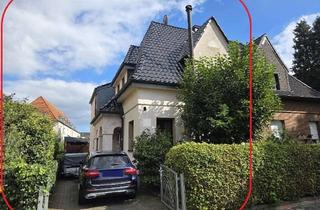Doppelhaushälfte kaufen in 51377 Manfort, Modernisiert Doppelhaushälfte mit Charme in ruhiger aber zentraler Wohnlage