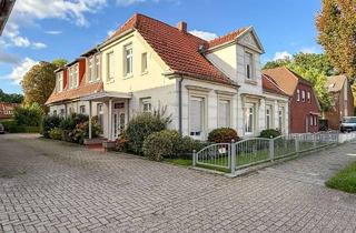 Mehrfamilienhaus kaufen in 26603 Aurich, Altehrwürdiges Mehrfamilienhaus auf großem Grundstück in begehrter Lage von Aurich