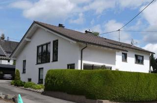 Haus kaufen in 57223 Kreuztal, Littfeld: Gepflegtes Anwesen