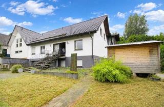 Einfamilienhaus kaufen in 33039 Nieheim, Großzügiges Einfamilienhaus mit Schwimmbad, Sauna, PV Anlage und erlaubter Pferdehaltung in Nieheim