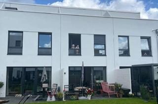 Haus mieten in Marie-Diederich-Straße 34, 21337 Lüneburg, Familienfreundliches 5-Zimmer-Reihenhaus von 2025 mit Luxusküche und Garten im Hanseviertel