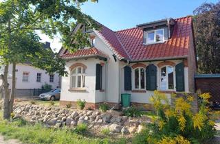 Haus mieten in Waldstraße, 16556 Hohen Neuendorf, Erstbezug nach Sanierung, Märchenhaus zwischen Wald und Havel