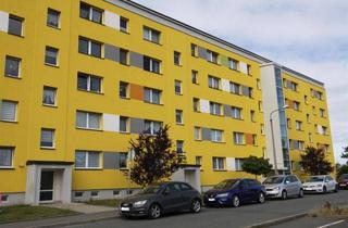 Wohnung mieten in Adolf-Damaschke-Str. 89, 08606 Oelsnitz, Gemütliche 3-Raum-Wohnung mit Balkon – im 1. Jahr mit Kraxelrabatt!