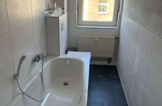 Wohnung mieten in Hartensteiner Straße 43, 09376 Oelsnitz, Frisch sanierte 2-Raum-Wohnung mit Tageslichtbad & Stellplatz!