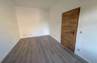 Wohnung mieten in Hartensteiner Straße 43, 09376 Oelsnitz, Frisch sanierte 2-Raum-Wohnung mit Tageslichtbad & Stellplatz!