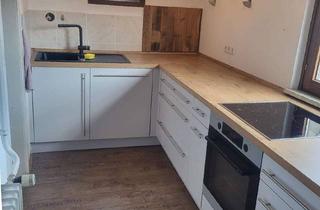 Wohnung mieten in Ooser Kirchstraße 11, 76532 Oos, Gepflegte 2-Zimmer-Dachgeschosswohnung in ruhiger Lage von Baden-Baden-Oos
