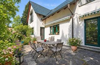 Einfamilienhaus kaufen in 14193 Schmargendorf, Wohnen im Grünen, fußläufig zum Ku’damm – saniertes Einfamilienhaus in Schmargendorf