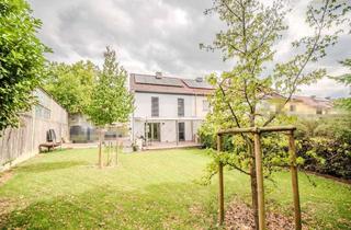 Haus kaufen in 88213 Ravensburg, Modernisiertes Reihenendhaus mit Garten und zusätzlichem Potential in der Ravensburger Weststadt