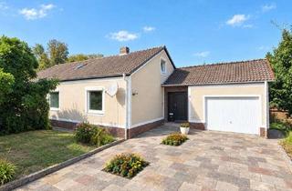 Einfamilienhaus kaufen in 31008 Elze, Elze-Hanlah: Großzügiges Einfamilienhaus mit 159 m² – viel Platz, 2 Terrassen, jede Menge Potential